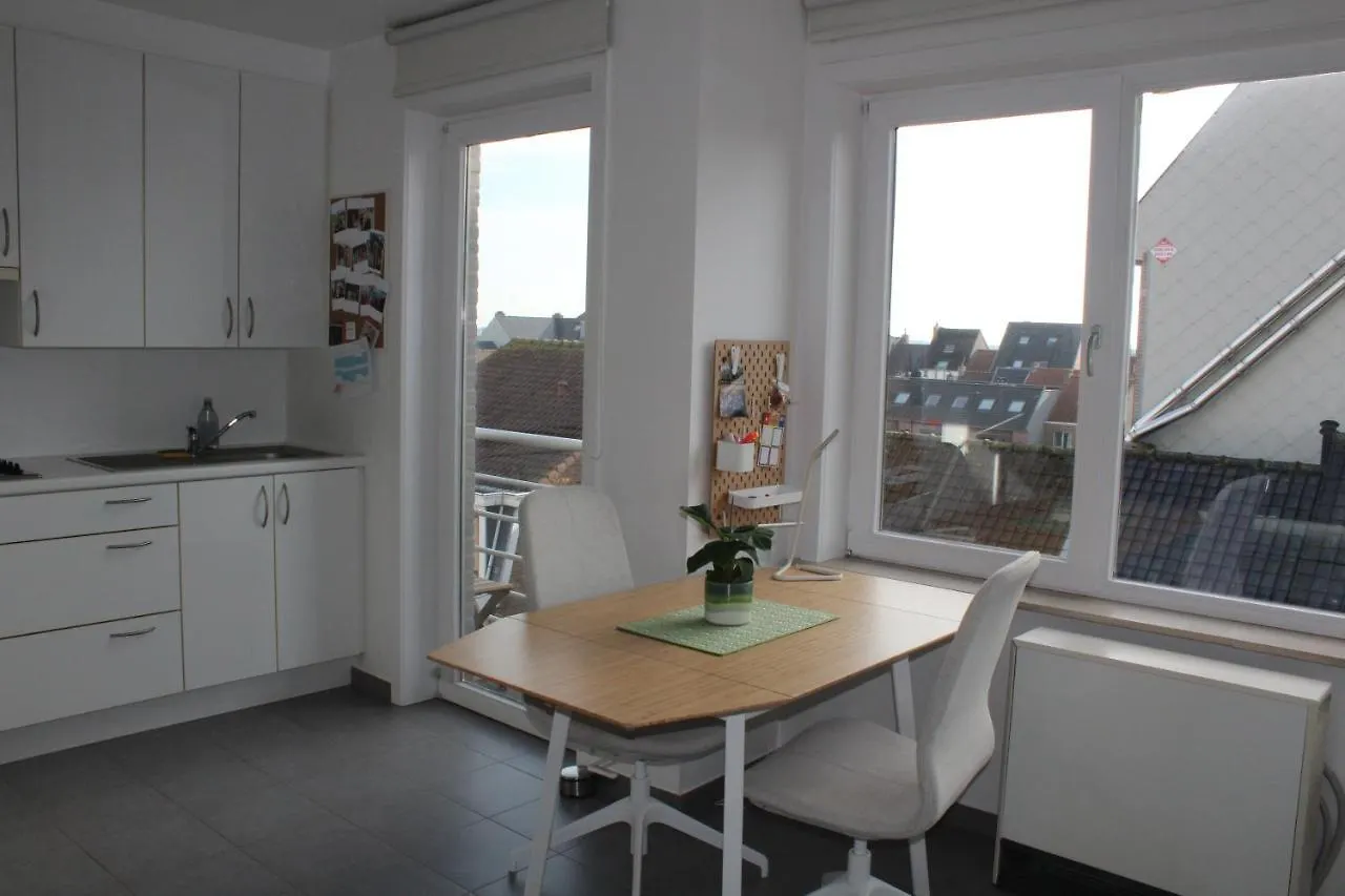 Studio-Appartement In De Gezellige Winkelstraat Van Middelkerke-Bad